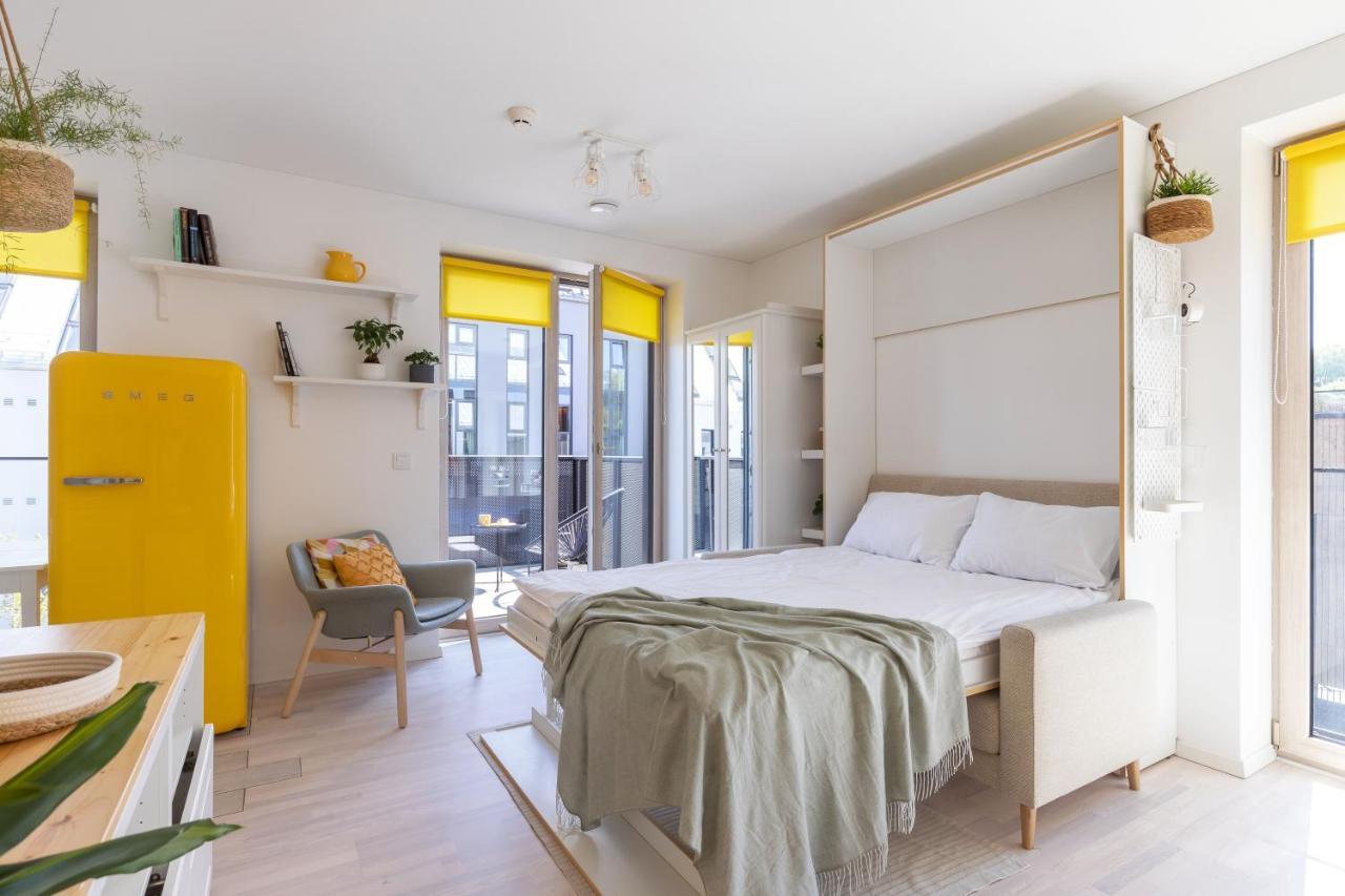 Appartamento Yellow Studio Paupys Vilnius Esterno foto